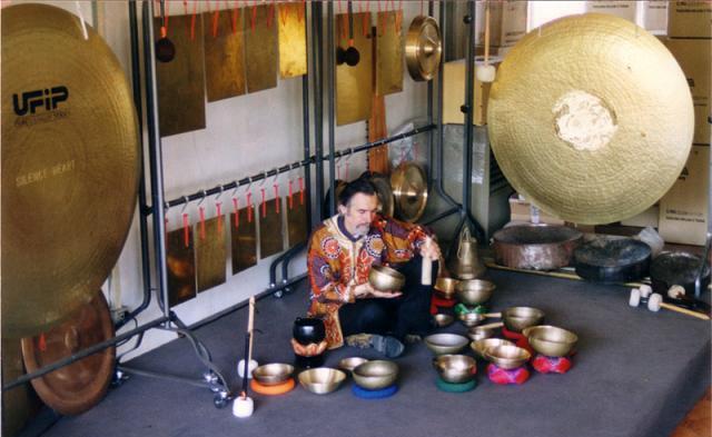 Claudio Fontanelli esegue 'Armonia delle sfere' - musiche per meditazione (1998)